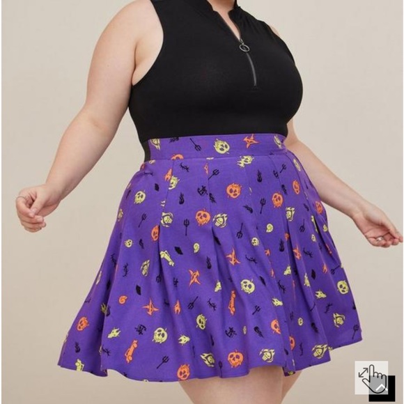 torrid Dresses & Skirts - Torrid x Disney Villains skater skirt.